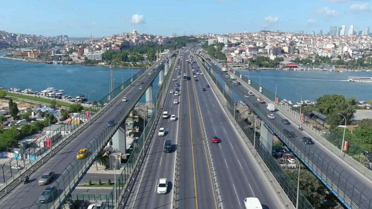 İstanbullular dikkat! Haliç Köprüsü Kadıköy istikameti trafiğe kapatılacak
