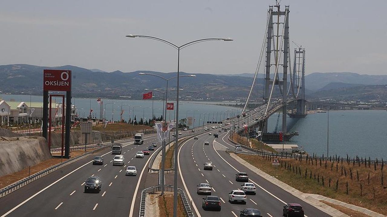 Osmangazi köprüsü geçiş ücretine zam geleceği haberleri İletişim Başkanlığı tarafından yalanlandı