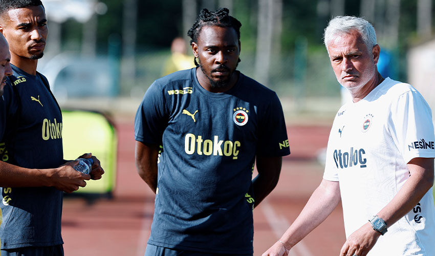 Mourinho'dan Galatasaray ve Beşiktaş'a olay gönderme: Umarım maaşları ödeyebilirler - 3. Resim