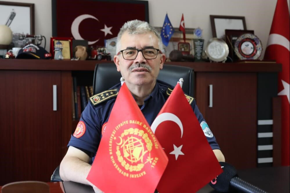 Sigara içenlere izmarit ve çakmak uyarısı: Güneşi görecek yere koymayın - 1. Resim