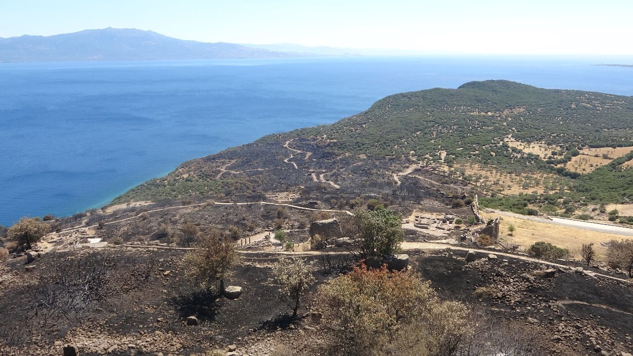 Yangında hasar gören Assos Ören yeri, ziyarete açıldı - Haberler