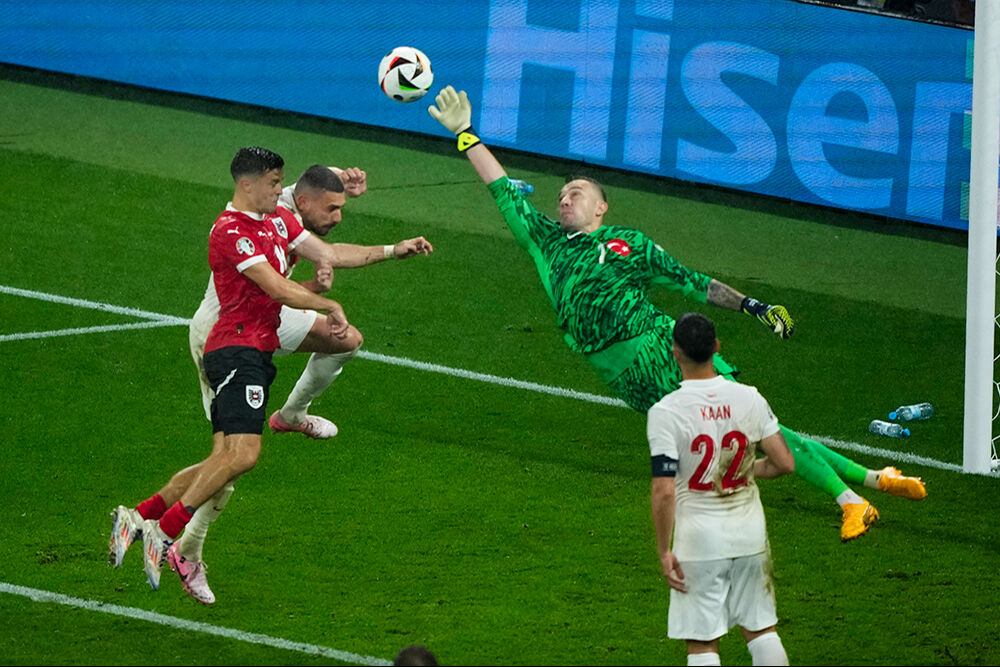 #BizimÇocuklara selam dur Avrupa! Avusturya’yı yıktık,çeyrek finale çıktık - 4. Resim