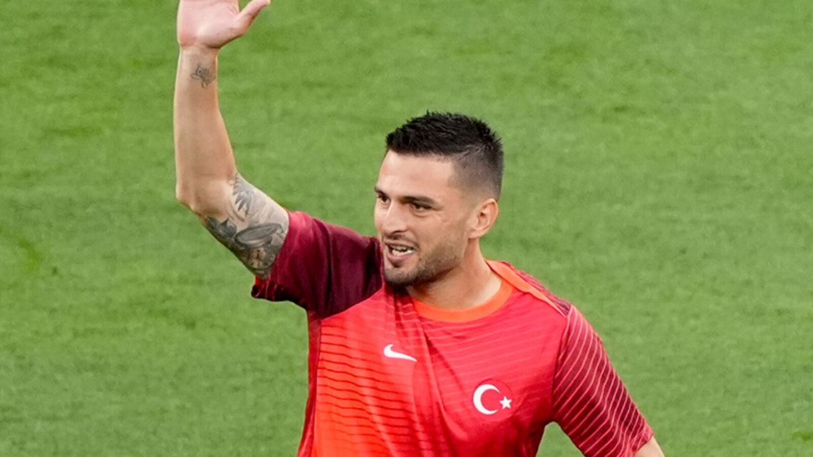 A Milli Takım'ın yıldızları Okay Yokuşlu ve Orkun K&ouml;k&ccedil;&uuml; basın toplantısı d&uuml;zenledi! 'O an d&uuml;nyam karardı' - 1. Resim