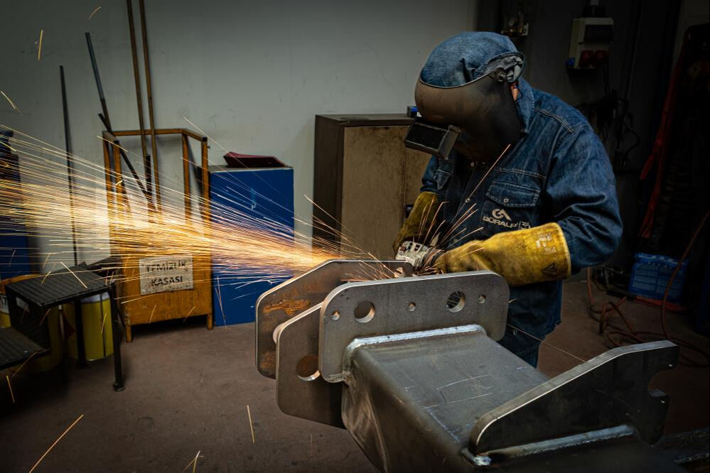 Fabrikalar çalıştırmak için lise mezunu ara elaman arıyor! 10 bin kişi lazım - 2. Resim