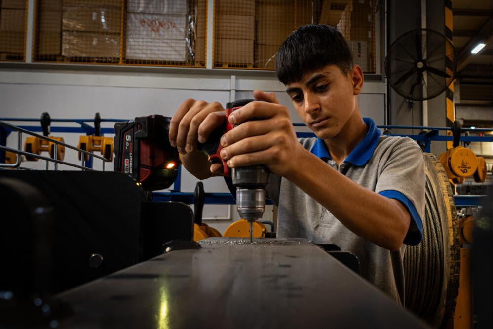 Fabrikalar çalıştırmak için lise mezunu ara elaman arıyor! 10 bin kişi lazım - 4. Resim