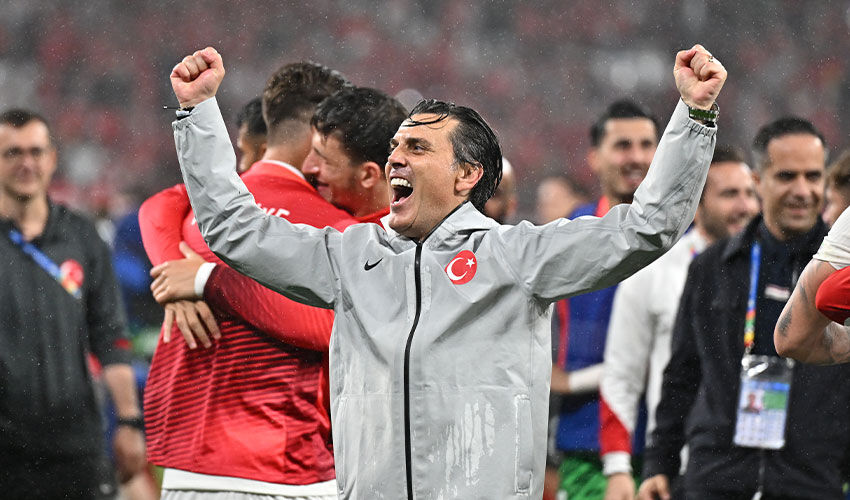 Fatih Terim'in sözleri damga vurmuştu! Montella, tarihi zafer sonrası canlı yayında açıkladı - 1. Resim