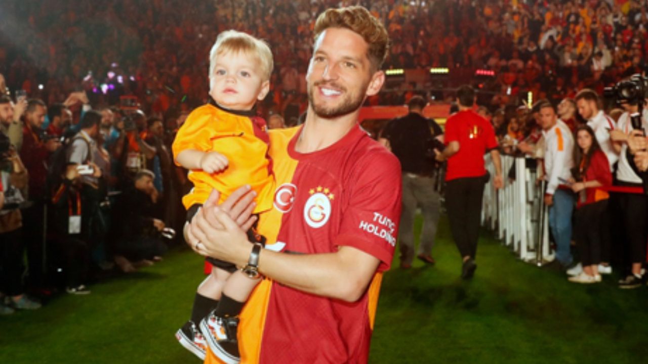Galatasaray, Mertens ile sözleşme uzattığını açıkladı! Belçikalı yıldızın maaşı belli oldu - Spor
