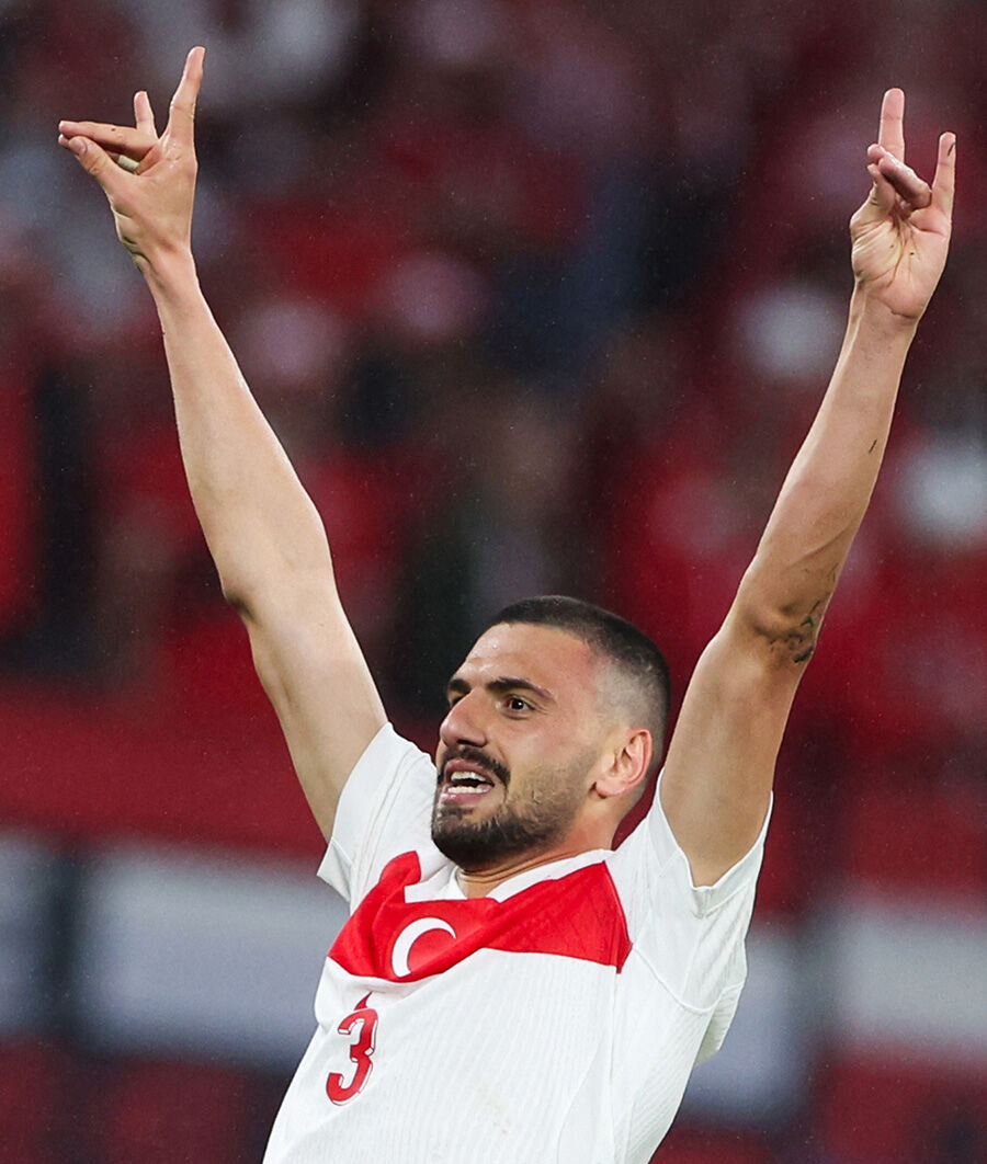 Merih Demiral'ın bozkurtlu gol sevince soruşturma! UEFA'nın kararına peş peşe tepkiler geliyor - 1. Resim