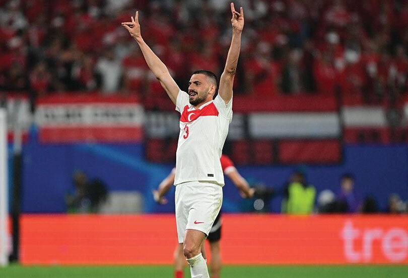 Merih Demiral'ın gol sevinci sonrası ceza alıp almayacağı soruşturmanın ardından belli olacak Merih Demiral'ın ceza alıp almayacağı soruşturma sonrası belli olacak - 1. Resim