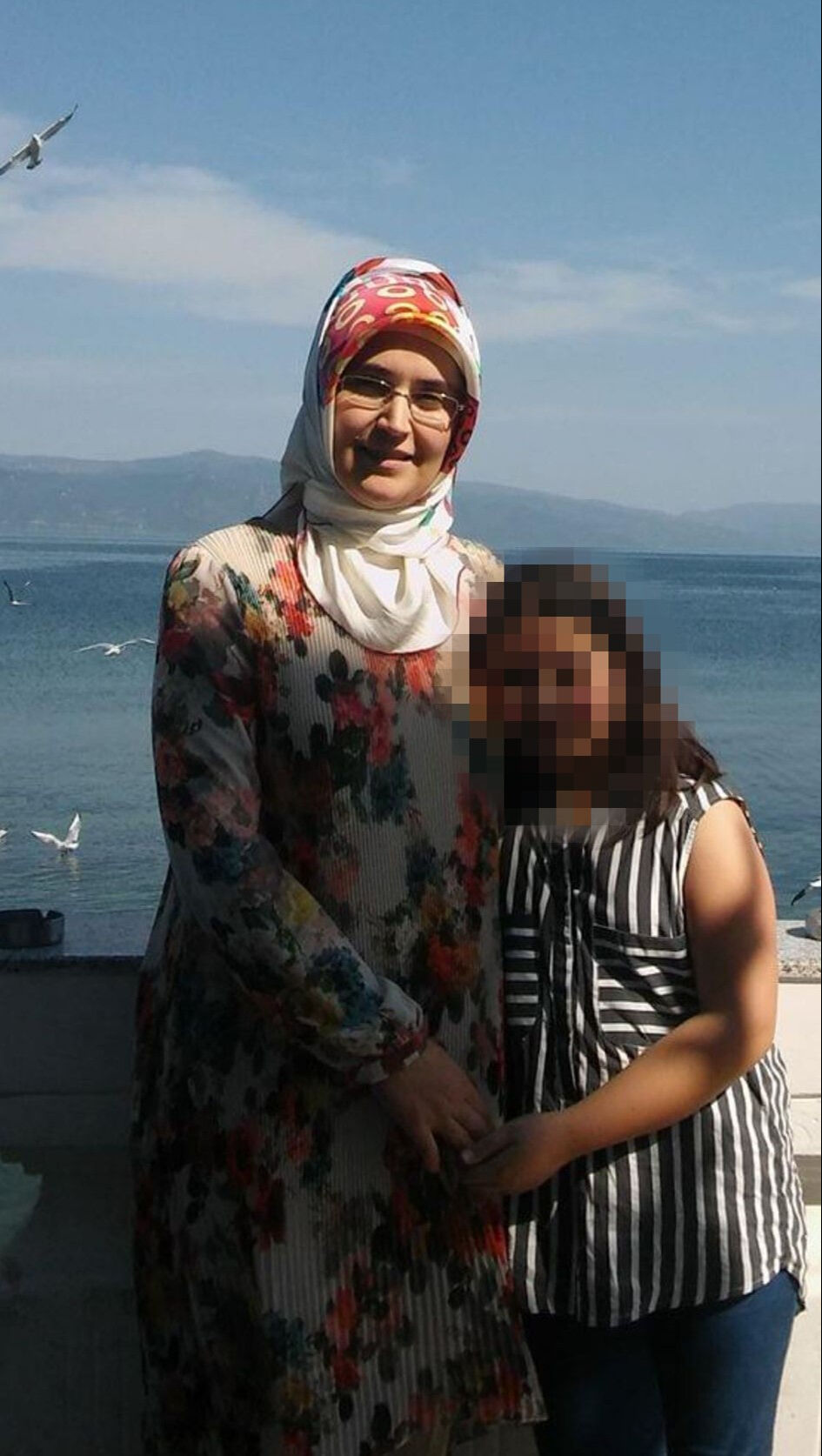 Pendik'te silah sesleri yükseldi: Eşi Safiye'yi sokak ortasında öldürdü Pendik'te silah sesleri yükseldi: Eşi Safiye'yi sokak ortasında öldürdü - 1. Resim