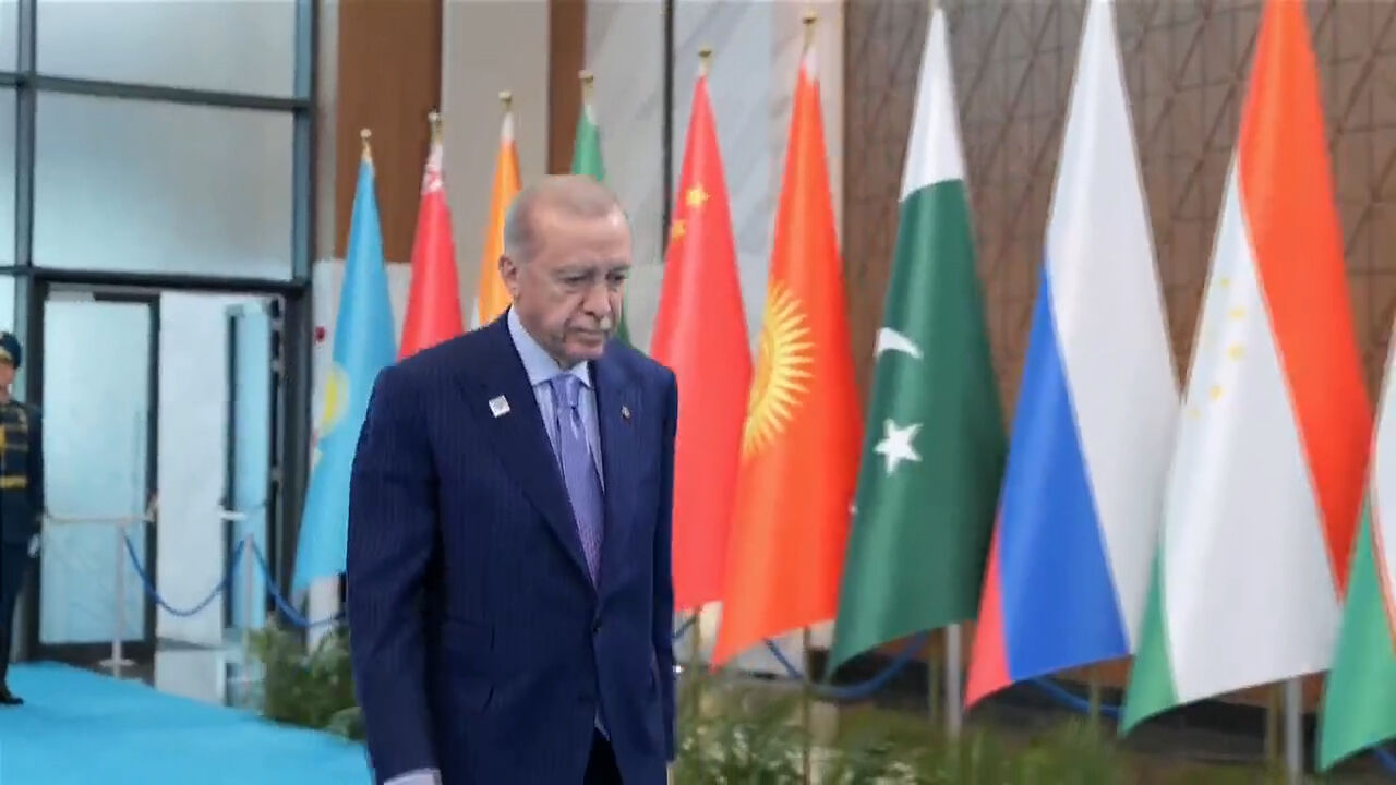 Cumhurbaşkanı Erdoğan Devlet Başkanları Zirvesi için Bağımsızlık Sarayı'nda - 2. Resim