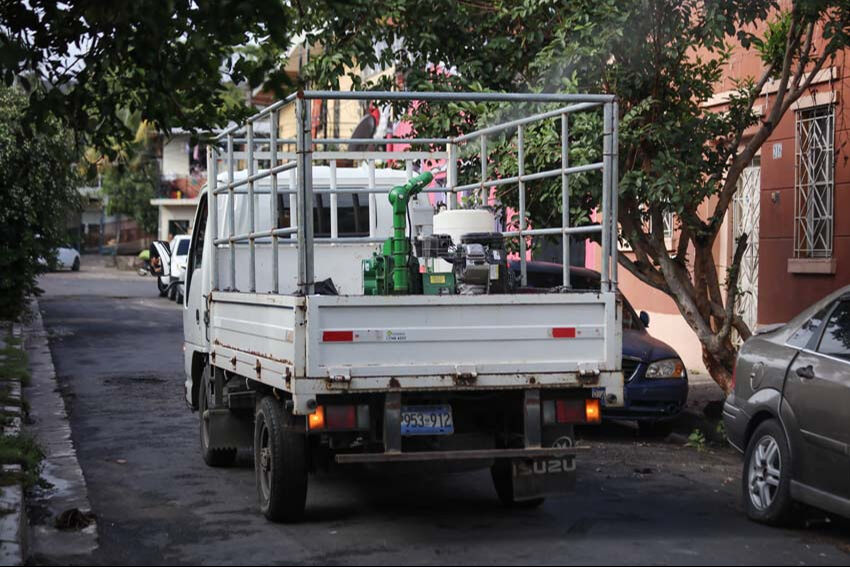 El Salvador'da dang hummasına karşı ordu sahaya çıktı! El Salvador'da dang hummasına karşı ordu sahaya çıktı! - 2. Resim