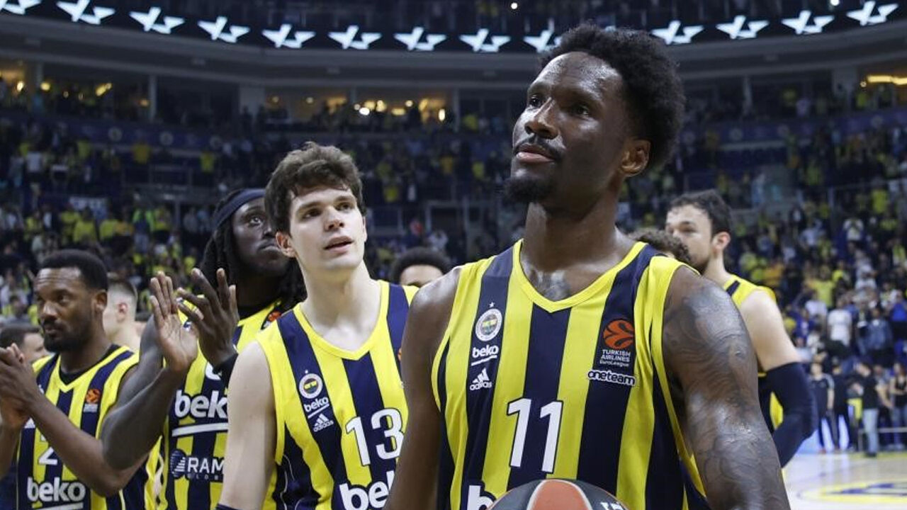 Fenerbahçe Beko'dan Nigel Hayes-Davis kararı! Resmen duyurdu - 1. Resim