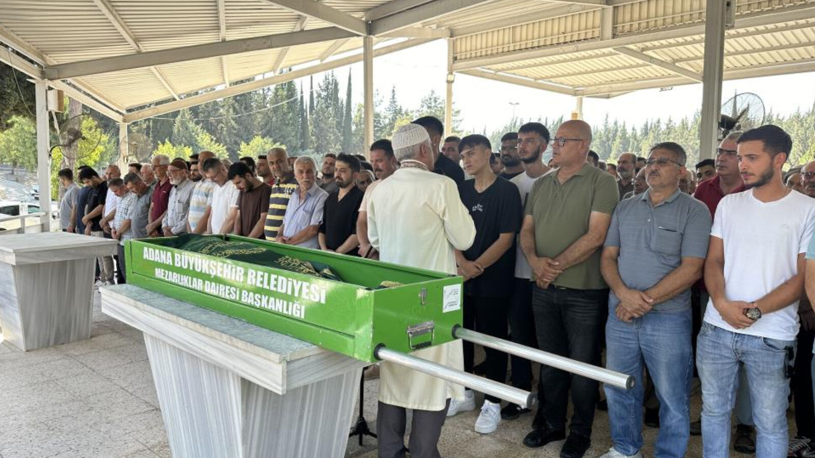 Fenerbahçe'nin kalecisi İrfan Can Eğribayat'ın babası toprağa verildi - 1. Resim