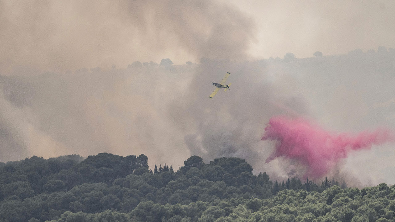 Hizbullah İsrail'den komutan Nasr'ın intikamını 200 roketle saldırarak alıyor Hizbullah İsrail'den komutan Nasr'ın intikamını 200 roketle saldırarak alıyor - 2. Resim