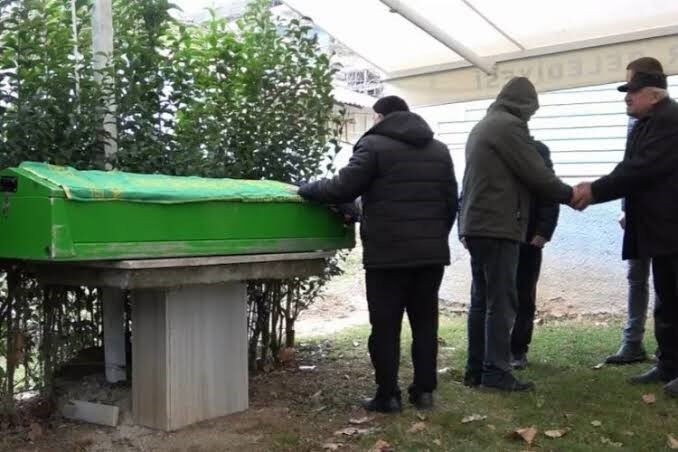 Semiha Özer'i uçurumdan atarak öldürmüştü! Katil zanlısı kocanın cinsel yönelimi dava dosyasında Semiha Özer'i uçurumdan atarak öldürmüştü! Katil zanlısı kocanın cinsel yönelimi dava dosyasında - 2. Resim