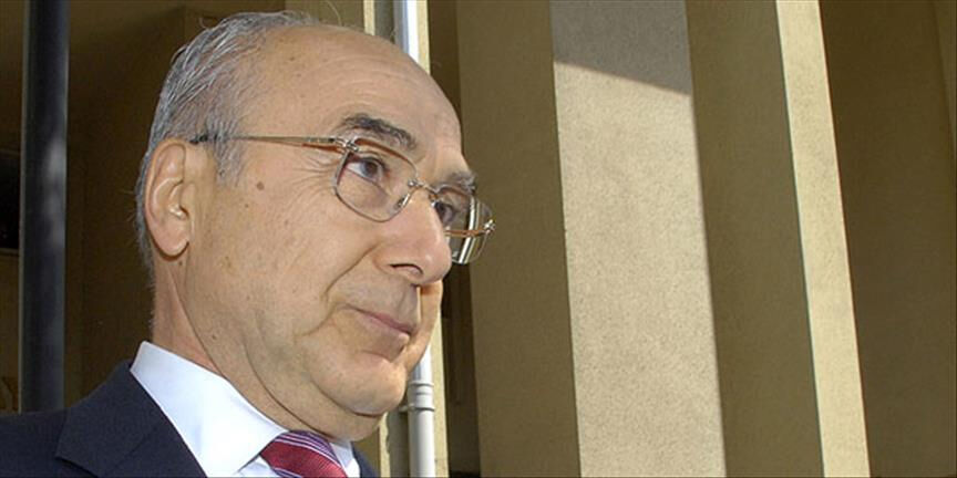 Vertigo şüphesiyle hastaneye kaldırılan Aytaç Durak'ın bilincinin açık olduğu öğrenildi Vertigo şüphesiyle hastaneye kaldırılan Aytaç Durak'ın bilincinin açık olduğu öğrenildi - 1. Resim