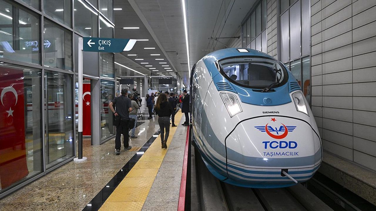 Ankara-Sivas Yüksek Hızlı Tren sefer saatleri değişti