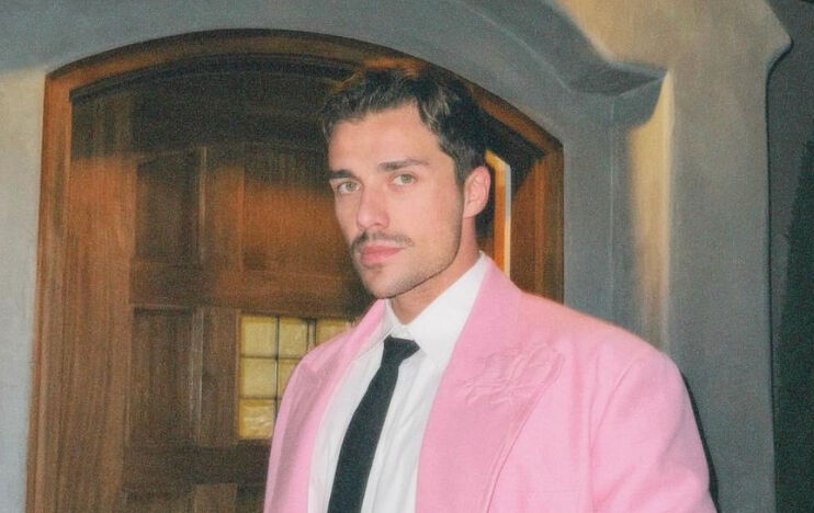 Aylık 25 bin TL maaş aldığını söyleyen Cemal Can Canseven, modellik ve sunuculuk yapıyor - 1. Resim