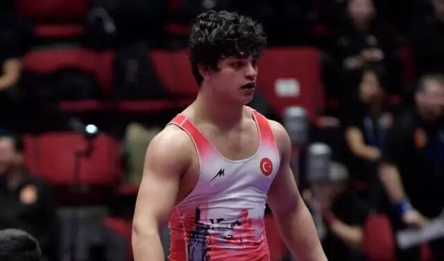 Bozkurt selamı bu kez minderden geldi! Önce Merih Demiral şimdi Alperen Berber Bozkurt selamı bu kez minderden geldi! Önce Merih Demiral şimdi Alperen Berber - 2. Resim