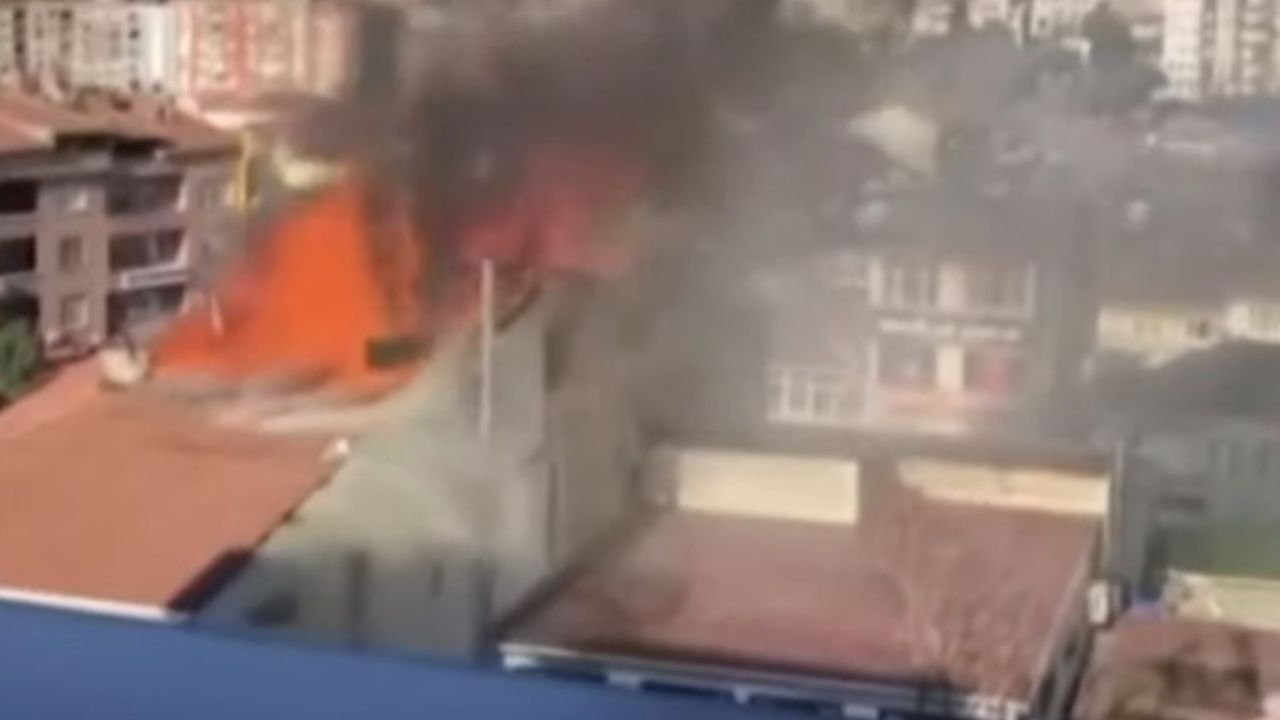 İstanbul Alibeyköy'deki bir iş yerinde korkutan yangın - Gündem