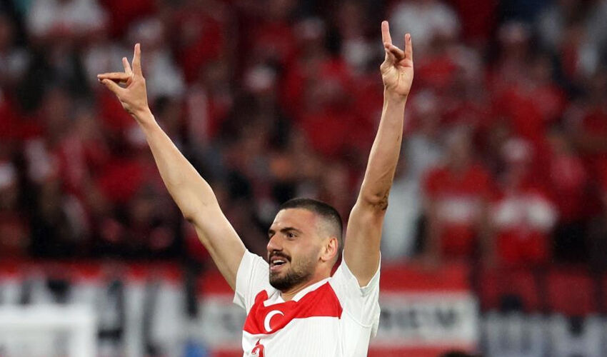 Sinan Akçıl'dan UEFA'nn Merih Demiral kararına tepki: Yazıklar olsun sana - 1. Resim