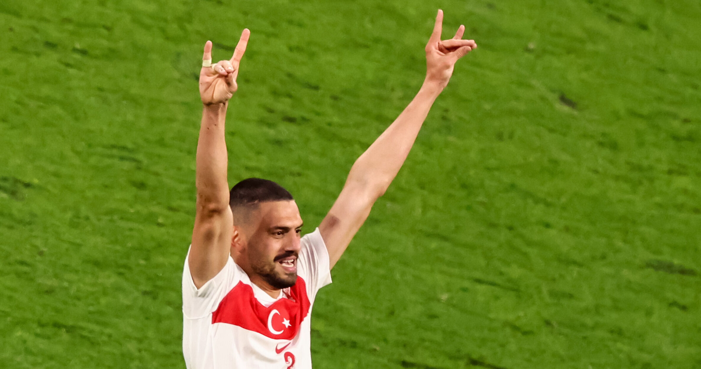 UEFA'nın skandal Merih Demiral kararına tepki yağıyor - 1. Resim