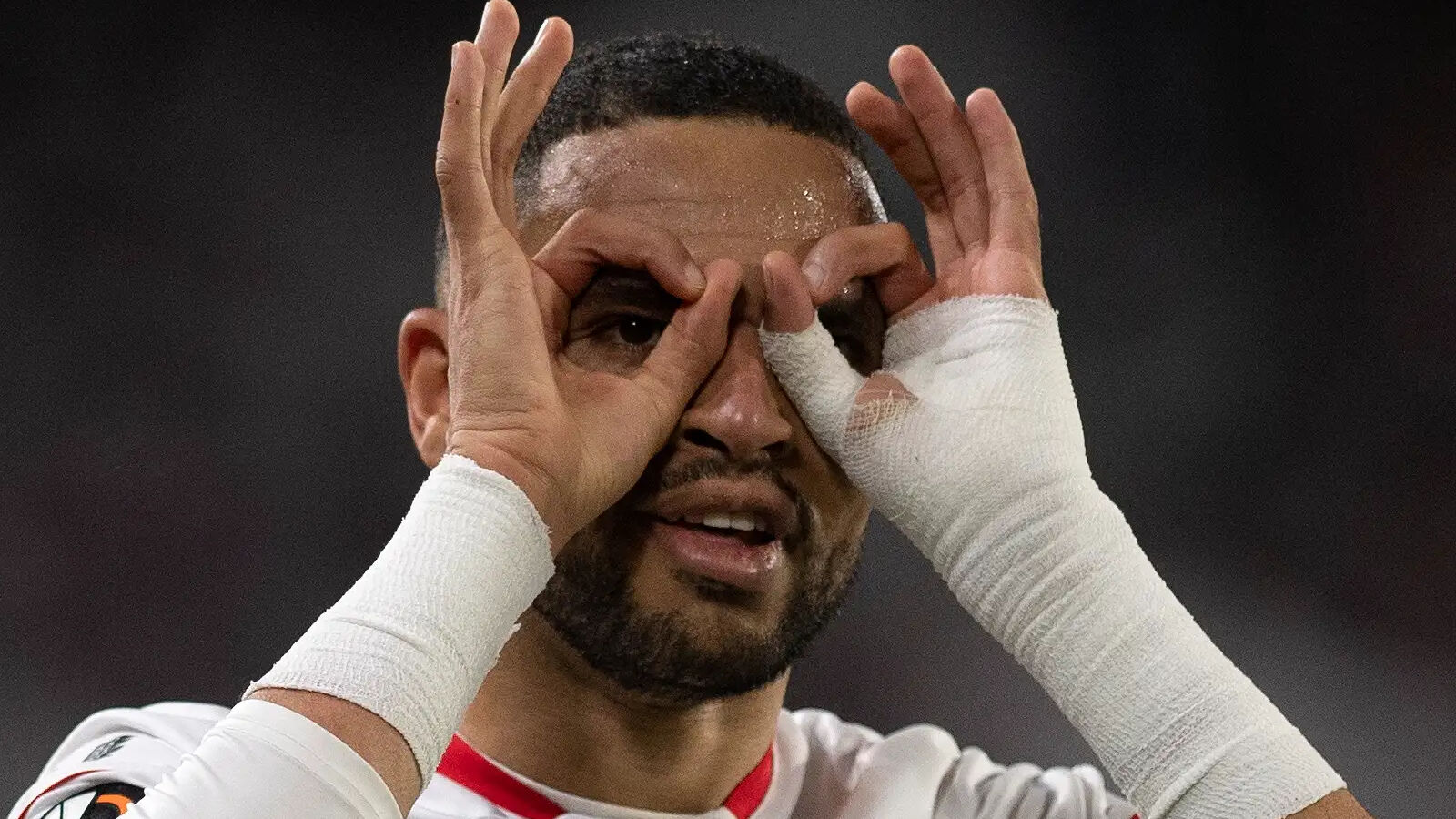 Fenerbah&ccedil;e'nin En-Nesyri i&ccedil;in Sevilla'ya &ouml;deyeceği bonservis bedeli belli oldu - 1. Resim