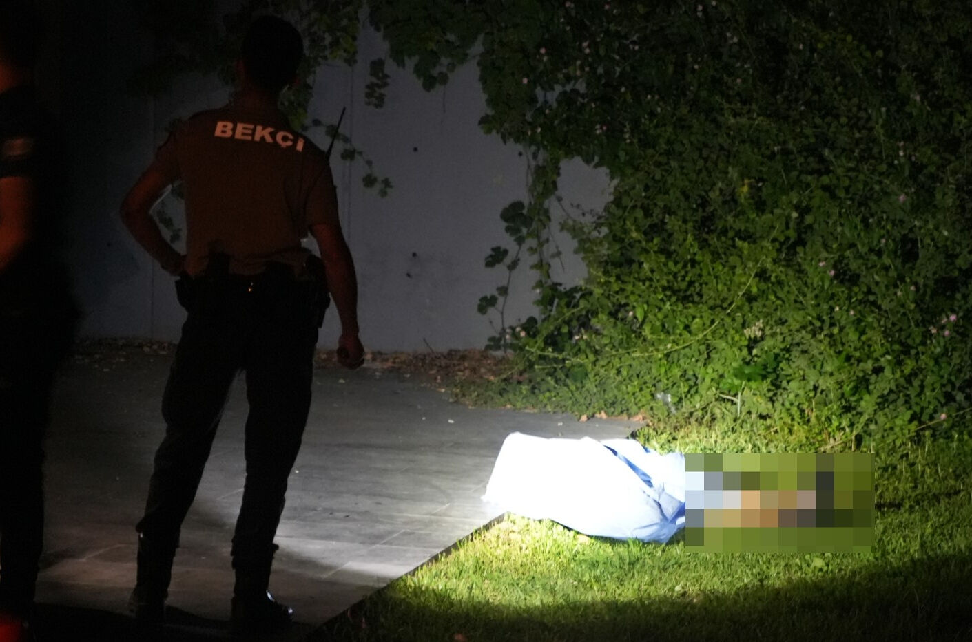 Sahile inen asansörde feci ölüm! 50 metreden düşerek öldü - 1. Resim