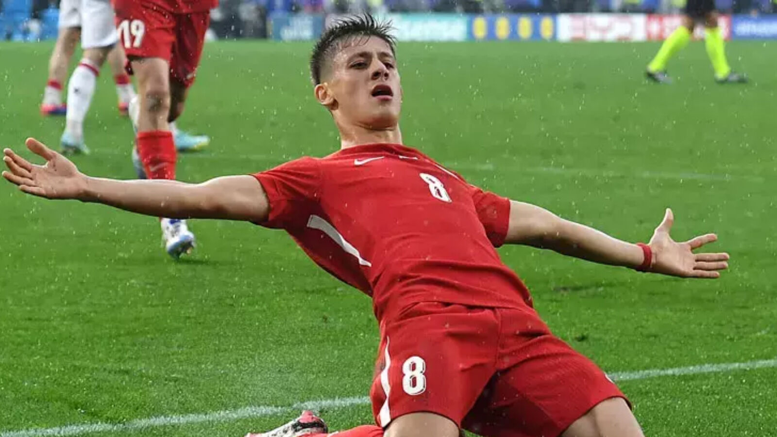 Arda Güler'den veda sonrası duygusal paylaşım! 'Bu formayı giymek en büyük gurur' - 1. Resim