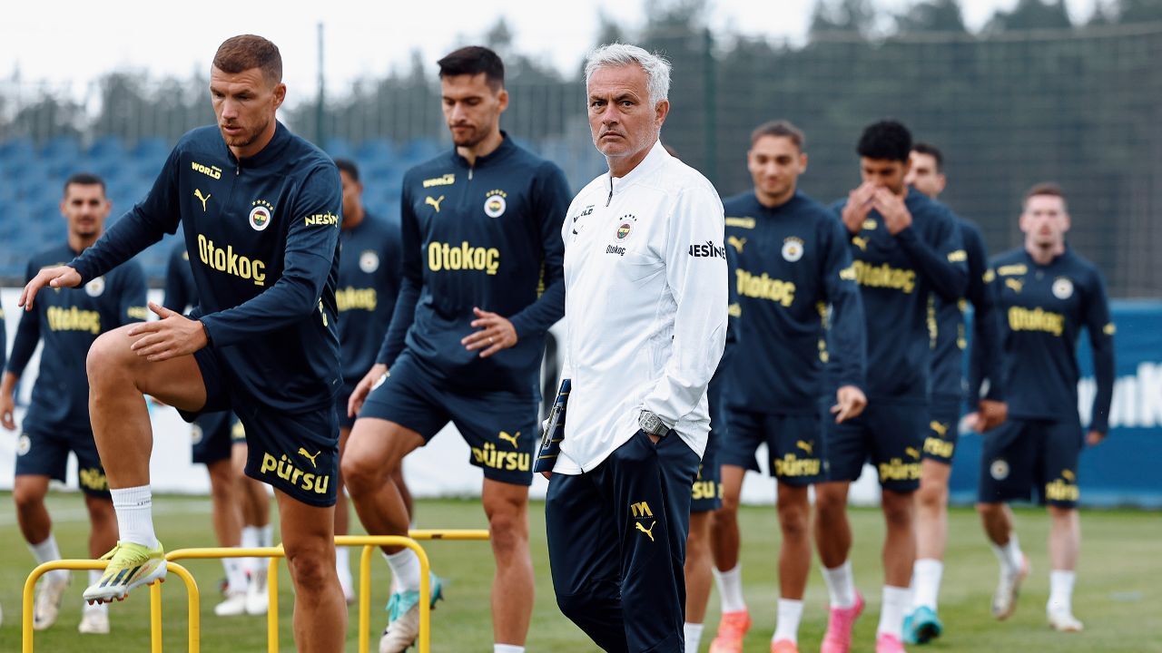 Jose Mourinho, Fenerbahçe'ye kendi sistemini ilmek ilmek işliyor! - Spor