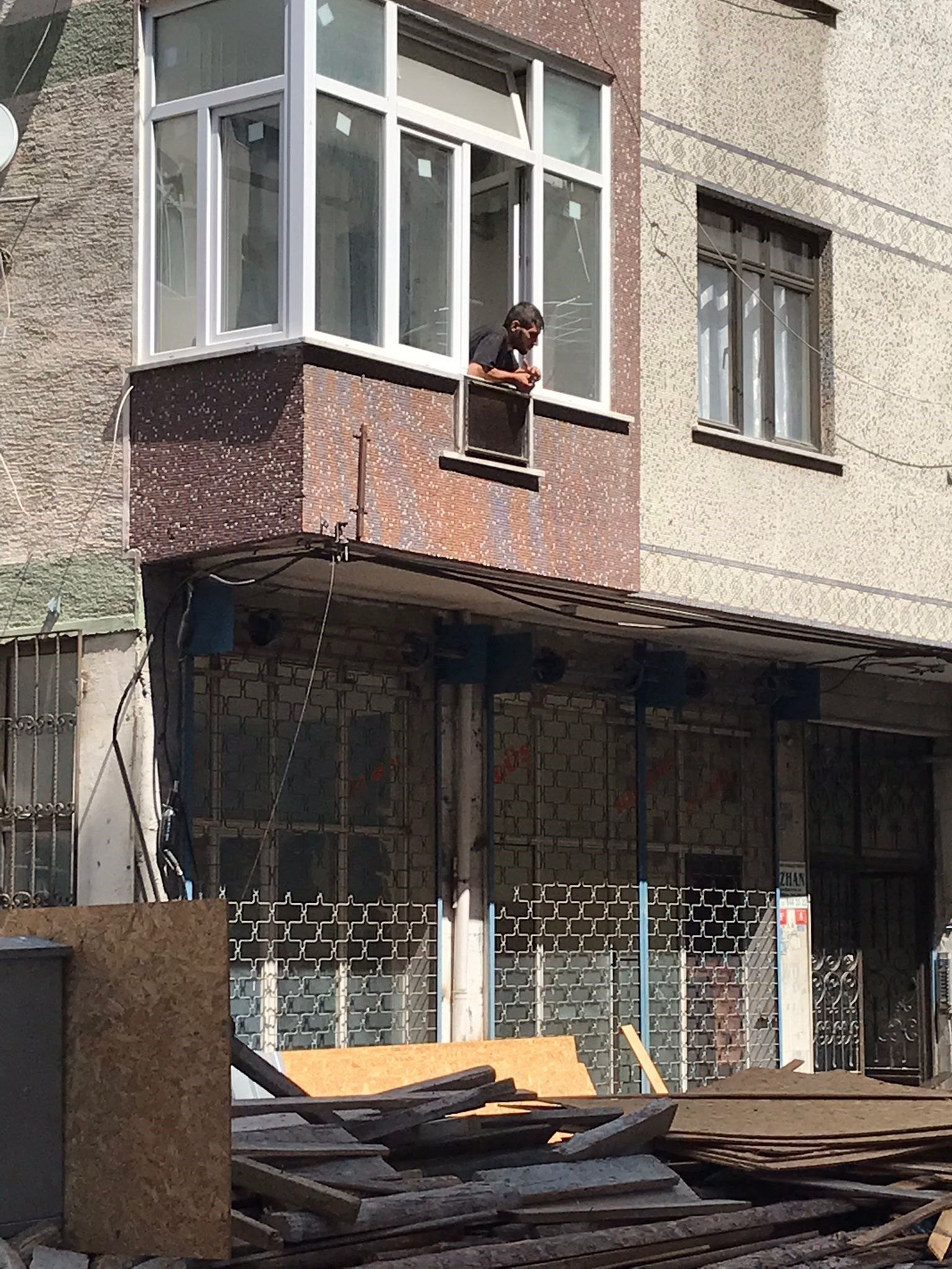 Yer: Bahçelievler! 3 gün boyunca keşif yapıp, gündüz vakti hırsızlığa kalkıştılar - 1. Resim