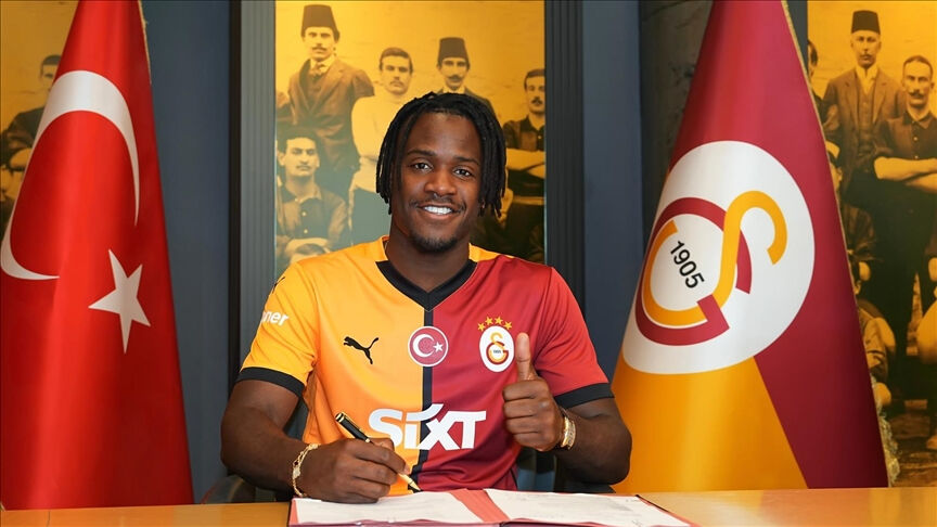 Batshuayi'den sarı-lacivertlileri kızdıracak açıklama! 'Galatasaray'ın renklerini hep sevmişimdir' Batshuayi'den sarı-lacivertlileri kızdıracak açıklama! 'Galatasaray'ın renklerini hep sevmişimdir' - 2. Resim
