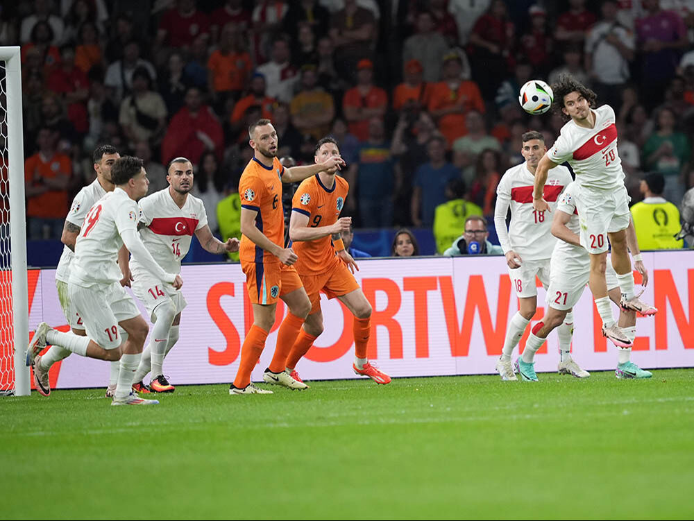 Cumhurbaşkanı Erdoğan, Jose Mourinho'yu uyardı! 'İstikbaliyle oynama' Cumhurbaşkanı Erdoğan, Jose Mourinho'yu uyardı! 'İstikbaliyle oynama' - 1. Resim