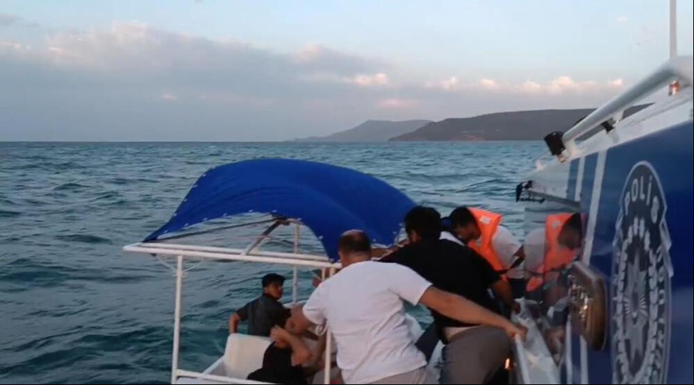 Meteoroloji uyarmıştı, 7 şehri sel vurdu! Ölü ve yaralılar var - 4. Resim