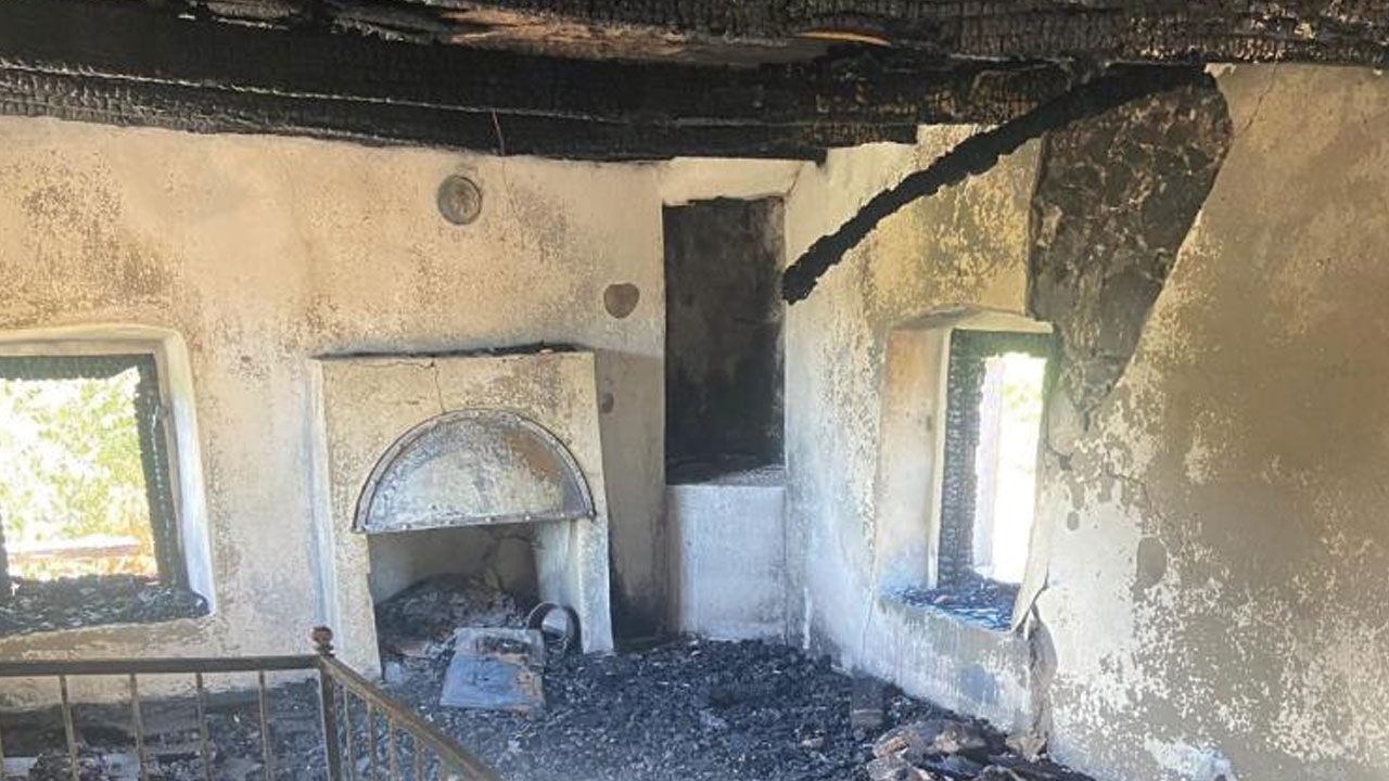 Muğla'da evini ateşe verip kendini kuyuya atan adam tutuklandı Muğla'da evini ateşe verip kendini kuyuya atan adam tutuklandı - 3. Resim