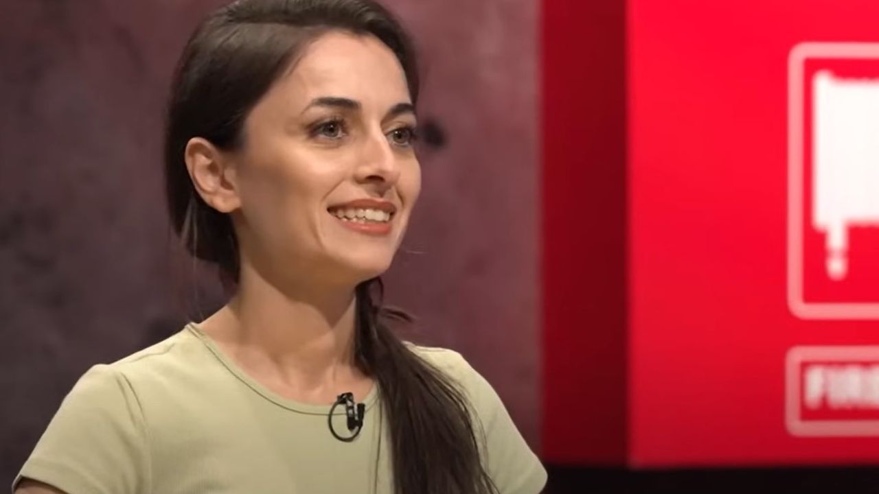 Masterchef Ayşe Çiçek, Konyalı ve müzik öğretmenliği yapıyor