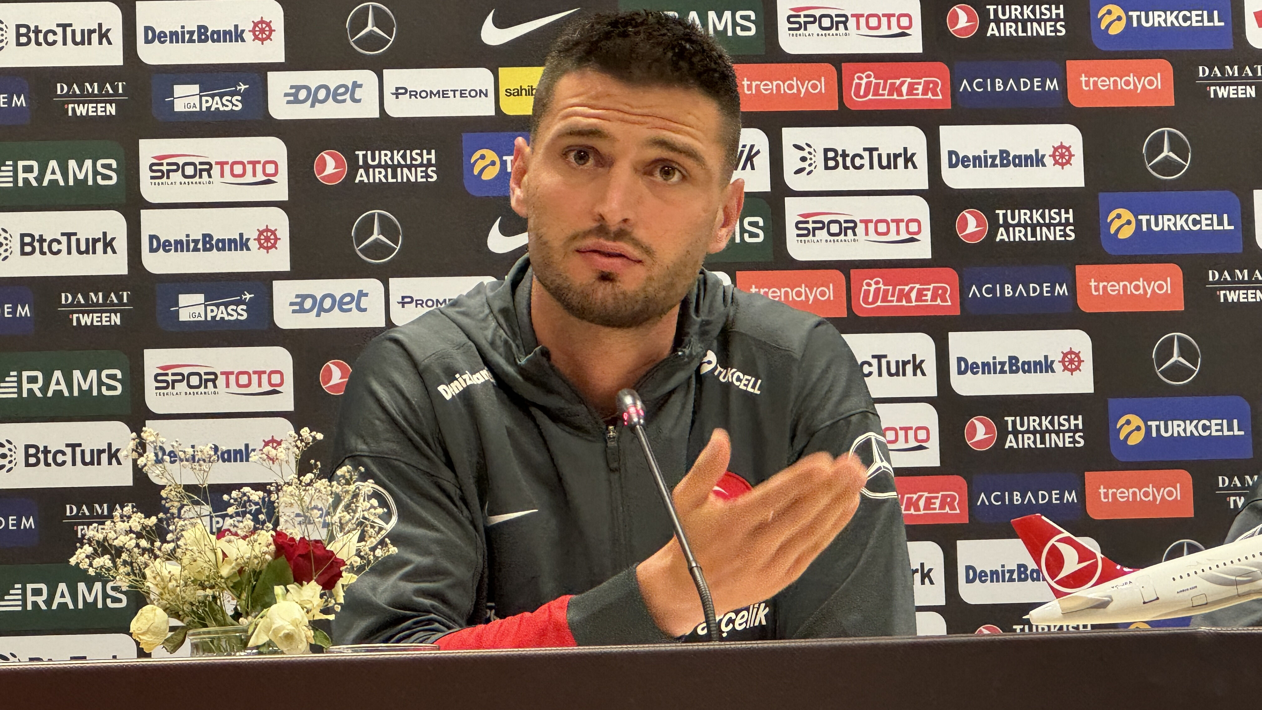 Okay Yokuşlu dönüyor! Trabzonspor, eski orta sahası için devrede Okay Yokuşlu dönüyor! Trabzonspor, eski orta sahası için devrede - 1. Resim