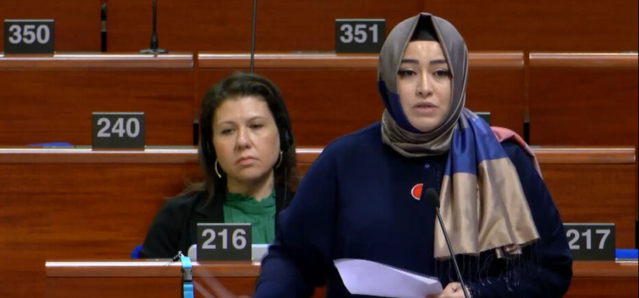 AK Parti İstanbul Milletvekili Sena Nur Çelik Kanat Fransa'daki Avrupa Konseyi Parlamenterler Meclisi'nde İsrail yandaşlarına tepki gösterdi AK Parti İstanbul Milletvekili Sena Nur Çelik Kanat Fransa'daki Avrupa Konseyi Parlamenterler Meclisi'nde İsrail yandaşlarına tepki gösterdi - 3. Resim