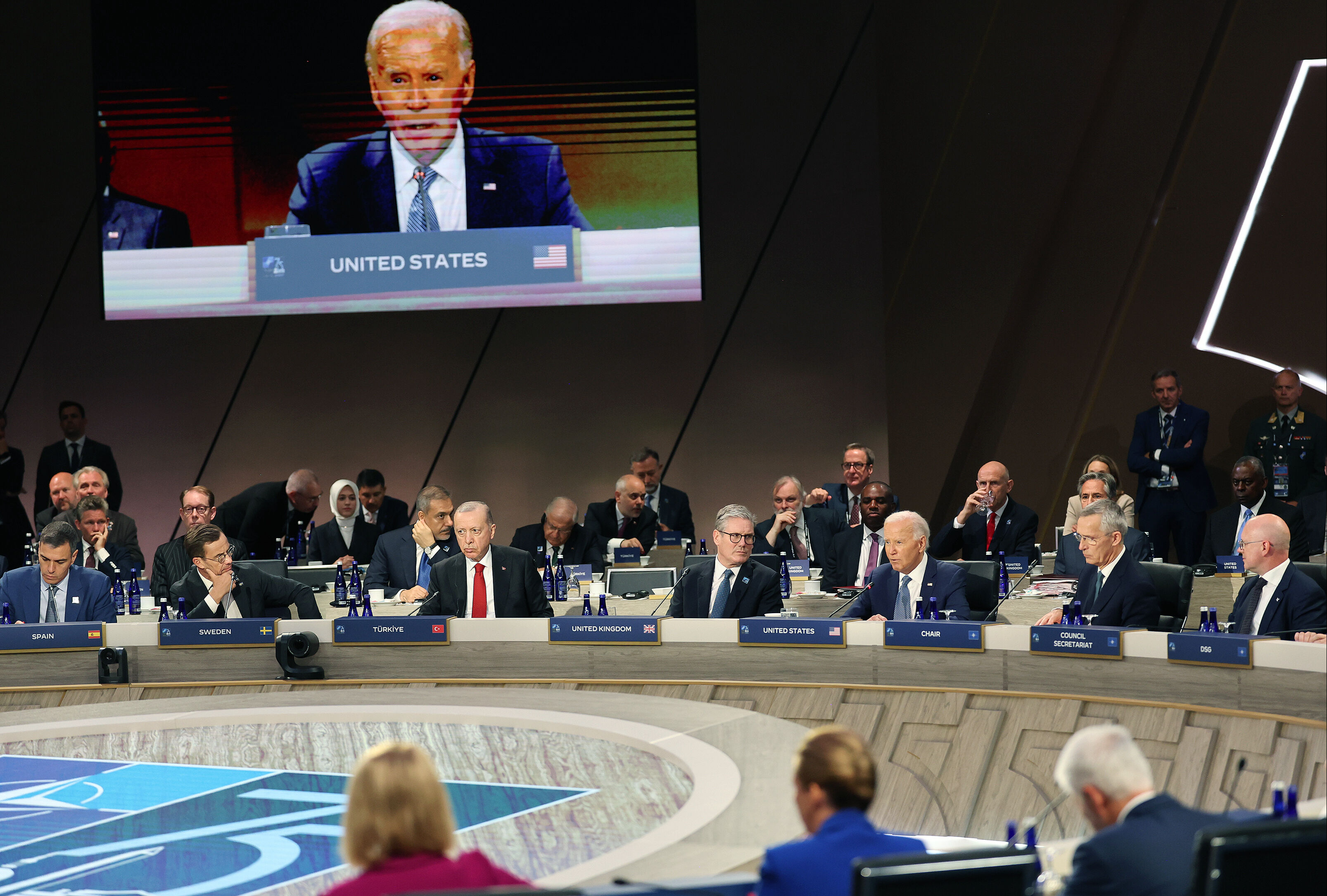 Cumhurbaşkanı Erdoğan'ı Joe Biden karşıladı! NATO Liderler Zirvesi'nde aile fotoğrafı - 2. Resim