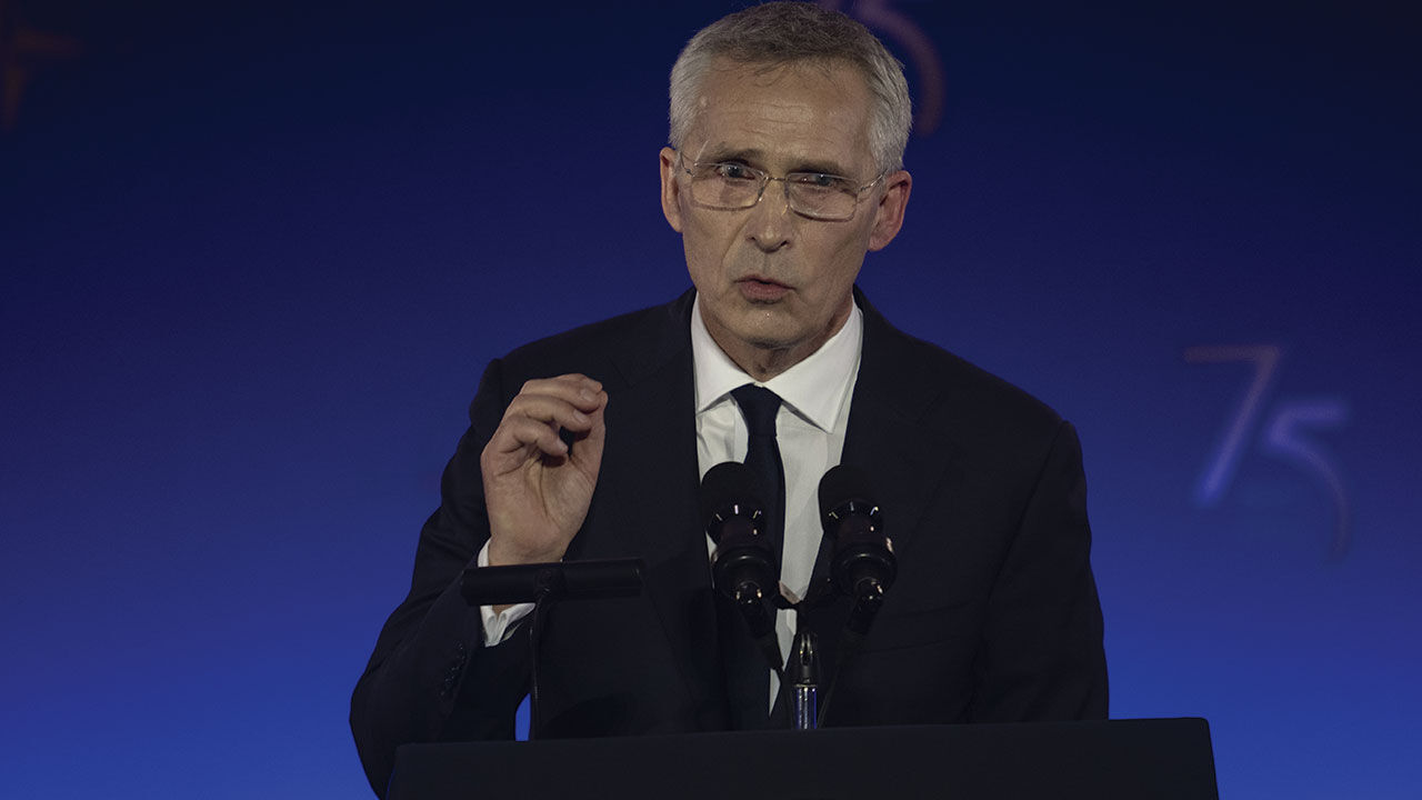 NATO Genel Sekreteri Jens Stoltenberg'den Ukrayna'nın NATO üyeliği hakkında çarpıcı açıklama NATO Genel Sekreteri Jens Stoltenberg'den Ukrayna'nın NATO üyeliği hakkında çarpıcı açıklama - 2. Resim