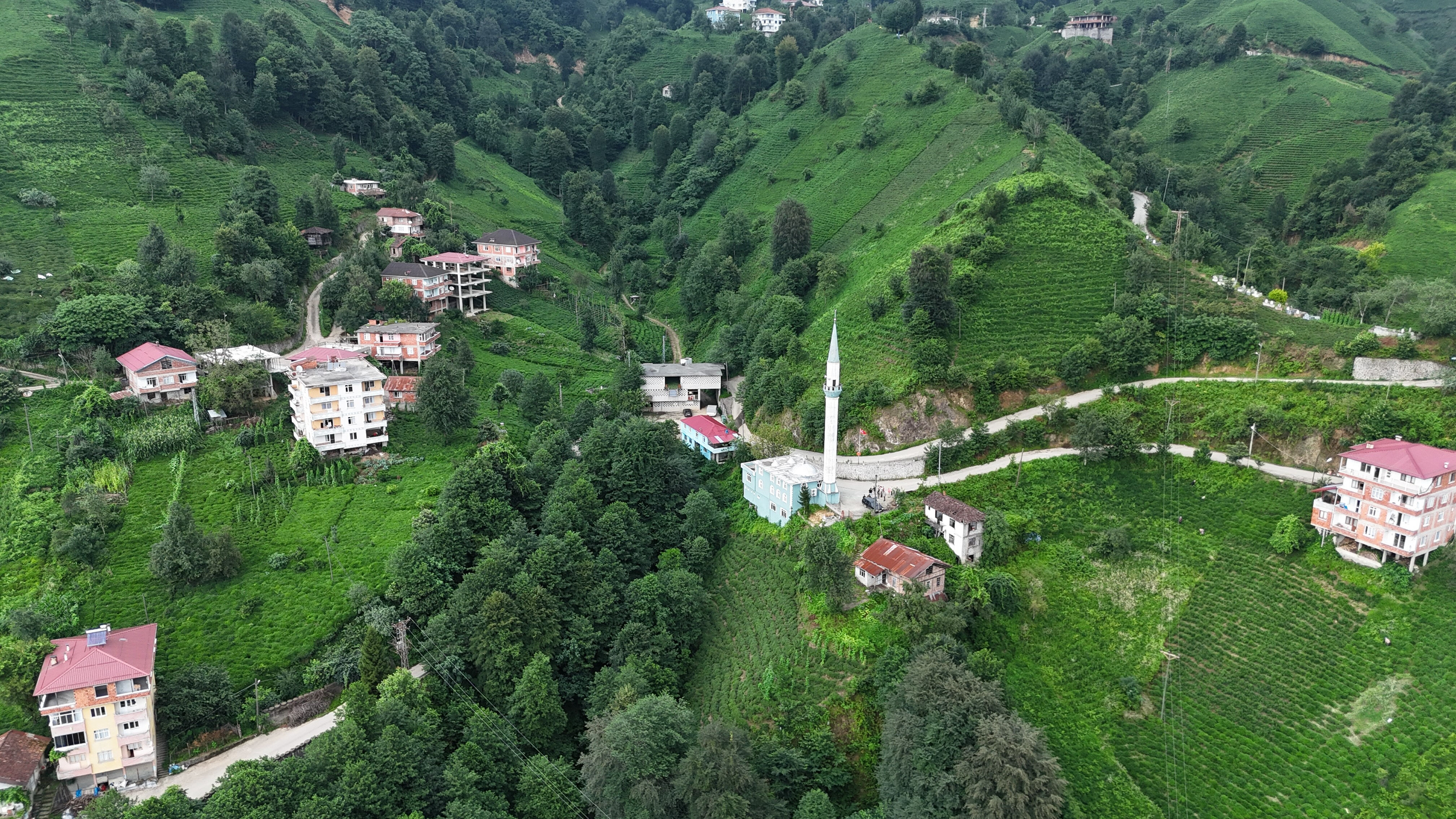 Bu köyde iman var, imkan var, imam yok! 6 yıldır işin içinden çıkamıyorlar - 1. Resim