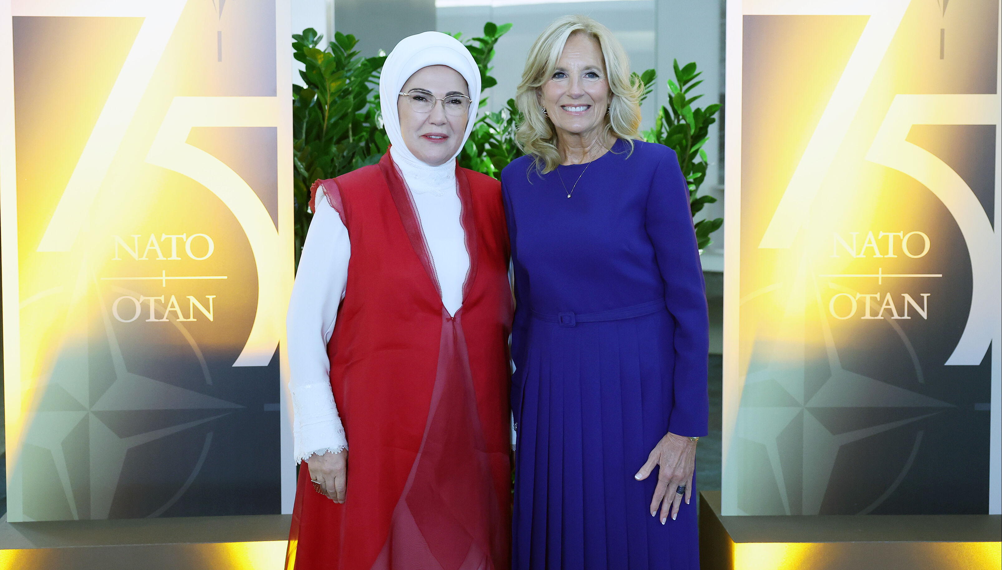 Emine Erdoğan, Jill Biden'ın davetinde lider eşleri ile bir araya geldi - 1. Resim