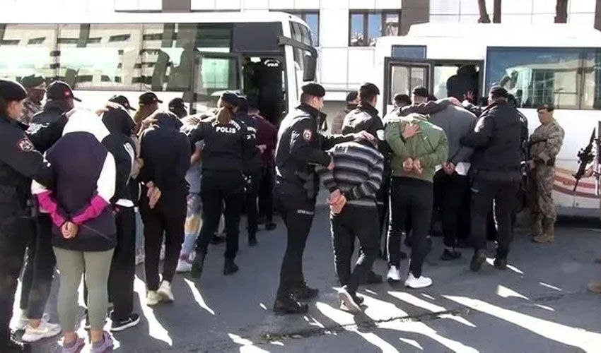 İstanbul'da yürütülen soruşturmada Wesley Sneijder için şok iddia! Comanchero'nun operasyonunda adı geçiyor İstanbul'da yürütülen soruşturmada Wesley Sneijder için şok iddia! Comanchero'nun operasyonunda adı geçiyor - 2. Resim