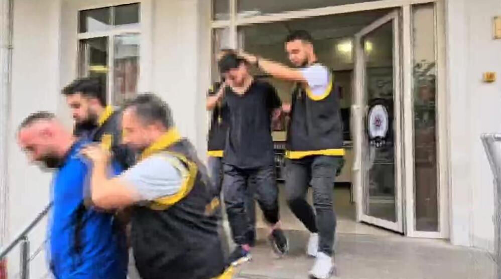 Pendik'te maganda kurşunu boynundan girip ağzında kalmıştı! Yanlış tutuklamanın ardından gerçek failler yakalandı Pendik'te maganda kurşunu boynundan girip ağzında kalmıştı! Yanlış tutuklamanın ardından gerçek failler yakalandı - 3. Resim