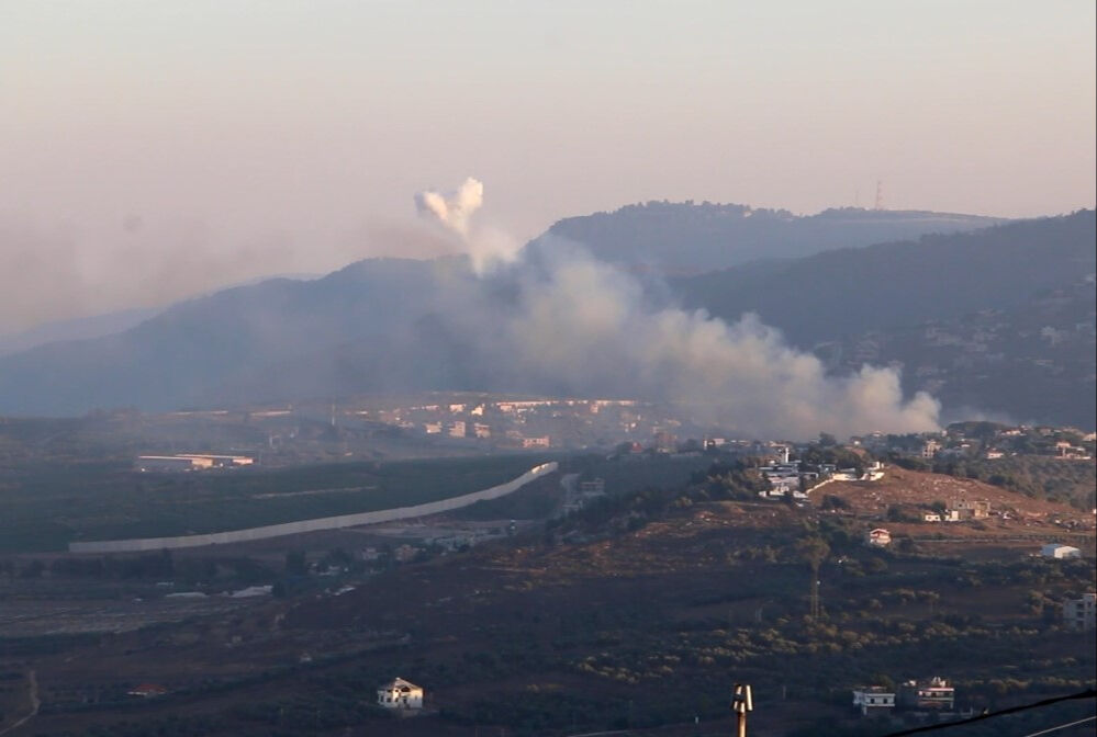 İsrail Gazze'den sonra Lübnan'a da yasaklı beyaz fosfor bombasıyla saldırdı İsrail Gazze'den sonra Lübnan'a da yasaklı beyaz fosfor bombasıyla saldırdı - 2. Resim