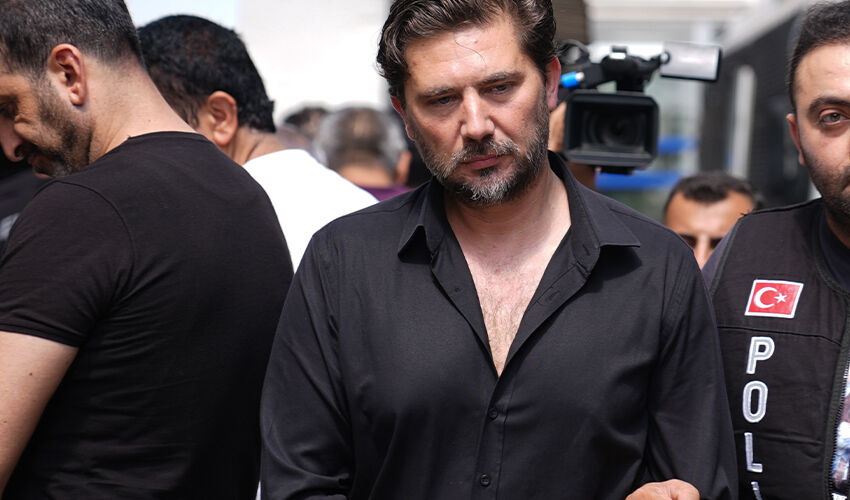 Neslim ve İnanç Güngen çifti ‘kara para’dan adliyede! Gözyaşlarına engel olamadı - 4. Resim