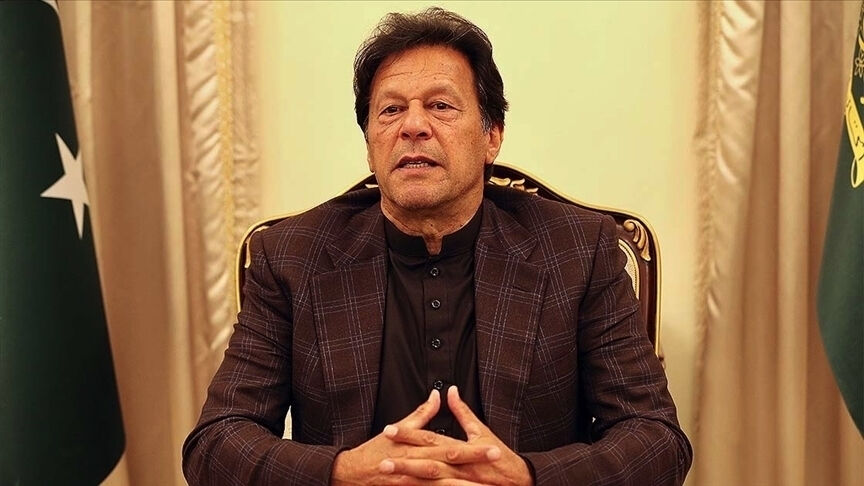 Eski Pakistan Başbakanı Imran Khan'a  Eski Pakistan Başbakanı Imran Khan'a