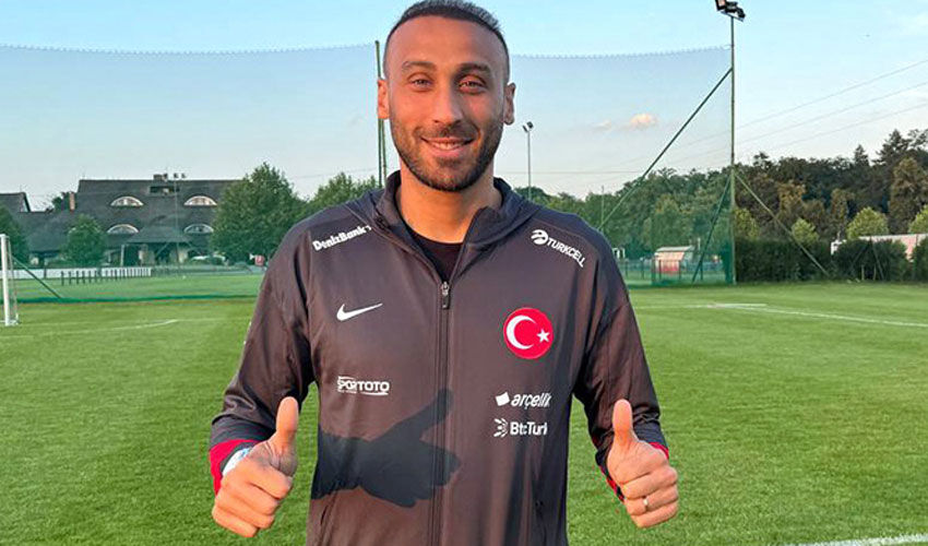 Fenerbahçe ile anlaşan Cenk Tosun, Beşiktaş'tan ayrılma sebebini açıkladı Fenerbahçe ile anlaşan Cenk Tosun, Beşiktaş'tan ayrılma sebebini açıkladı - 1. Resim
