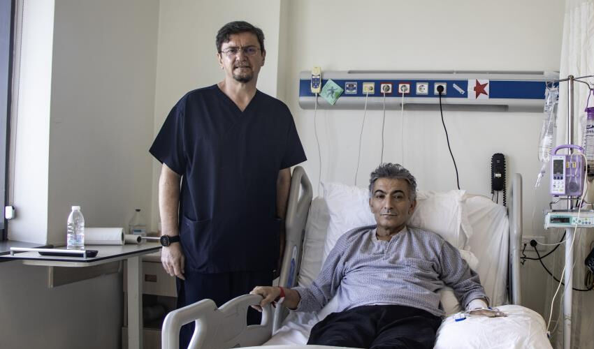 Yemek yiyememe şikayetiyle gitti, gerçeği öğrendi! 6 ameliyat sonra sağlığına kavuştu Yemek yiyememe şikayetiyle gitti, gerçeği öğrendi! 6 ameliyat sonra sağlığına kavuştu - 1. Resim